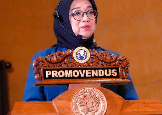 Ujian Doktor Terbuka di UNAIR, Ibu Nyai Lelly Lailiyah Noviyanti Angkat Peran Nilai-Nilai Qanun Asasi NU dalam Pengembangan SDM Menuju Indonesia Emas 2045