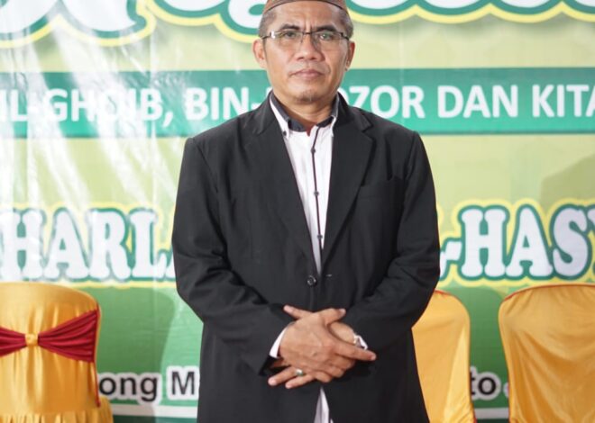 Pesan Yai Hannan: Seorang Santri Harus Dapat Menyeimbangkan Dunia dan Akhirat.