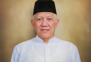 Gus Sholah: Kiai Abd. Hakim Mahfudz, Orang yang Selesai dengan Dirinya